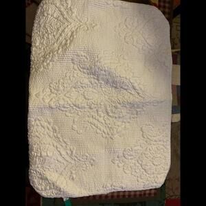 Tahari Home white Elegant White Embroidered Pillow Shams Set of 2